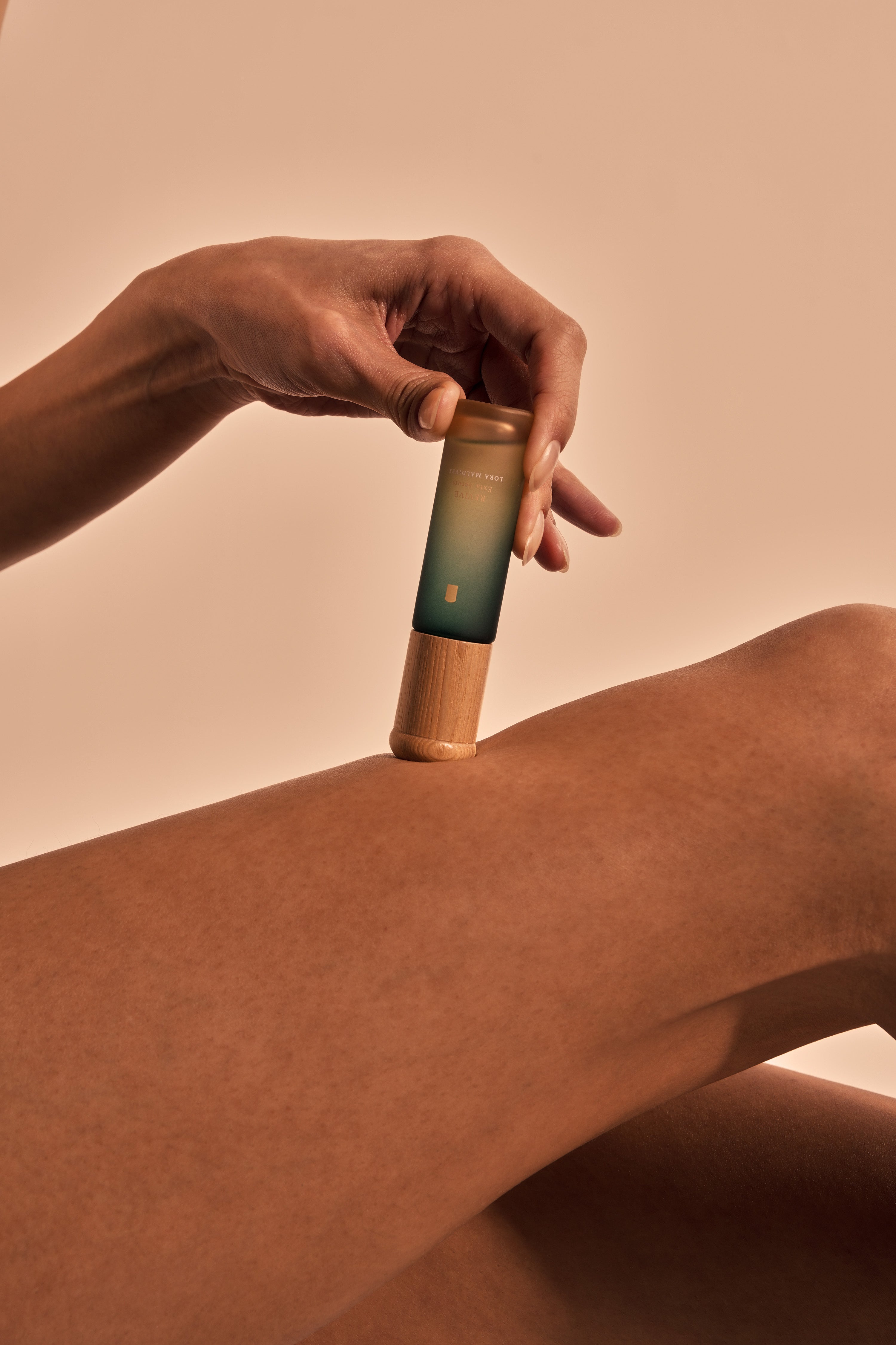 Thighs — serum and woodcap massage on thigh area