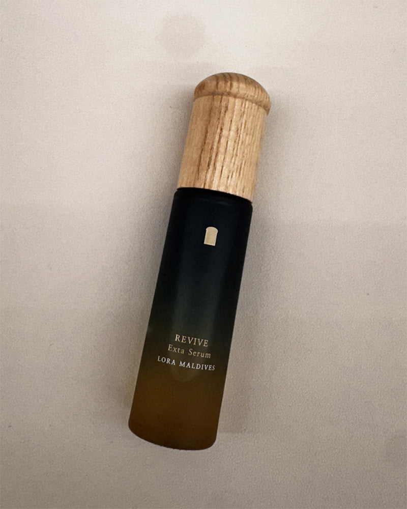Customer review photo — product on desk, lifestyle flatlay